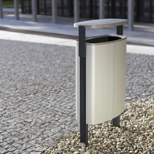 Portarifiuti in acciaio galvanizzato - MINIUM - mmcité street furniture - in ghisa di alluminio / in legno di latifoglie / in acacia