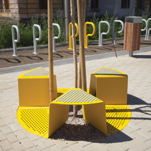 Griglia per alberi rotonda - SINUS - mmcité street furniture - in acciaio galvanizzato / con panchina integrata