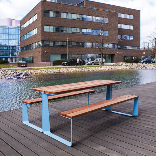 Tavolo da picnic contemporaneo - RAUTSTER - mmcité street furniture - in legno / in lamiera forata / in HPL