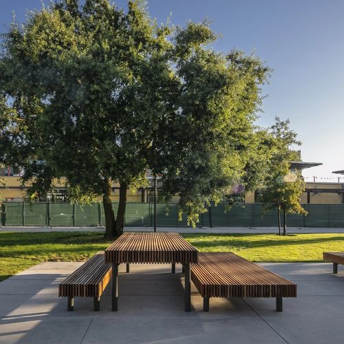 Tavolo da picnic contemporaneo - WOODY - mmcité street furniture - in legno di latifoglie / con supporto in acciaio galvanizzato / rettangolare