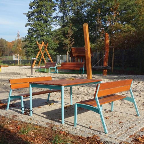 Tavolo da picnic contemporaneo - VERA - mmcité street furniture - in legno / in HPL / con supporto in acciaio galvanizzato