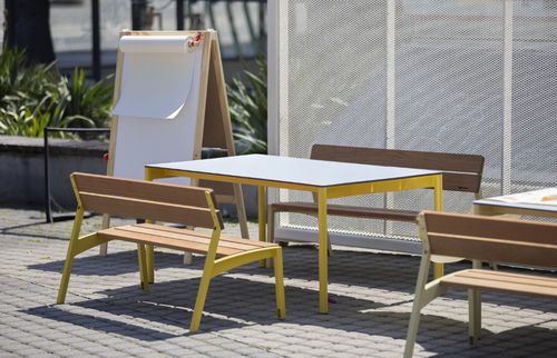 Tavolo contemporaneo - VERA - mmcité street furniture - in acciaio con rivestimento a polvere / in acciaio / in acciaio inossidabile