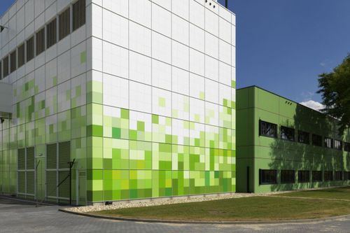 Rivestimento di facciata in pannelli - EURAMAX COATED PRODUCTS - in composito / in alluminio / liscio