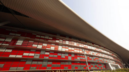 Rivestimento di facciata in fogli - EURAMAX COATED PRODUCTS - in alluminio / di grande formato / con giunti a doppia aggraffatura