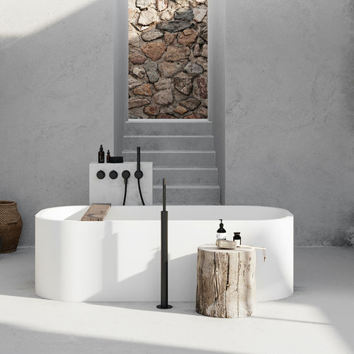 Vasca da bagno ovale - PB - SOLID - COCOON - ad isola / ad uso professionale / in Solid Surface