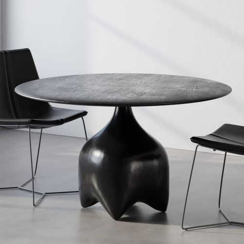 Tavolo da pranzo contemporaneo - MALAGANA - Aguirre Design - in pino / con supporto in bronzo / rotondo