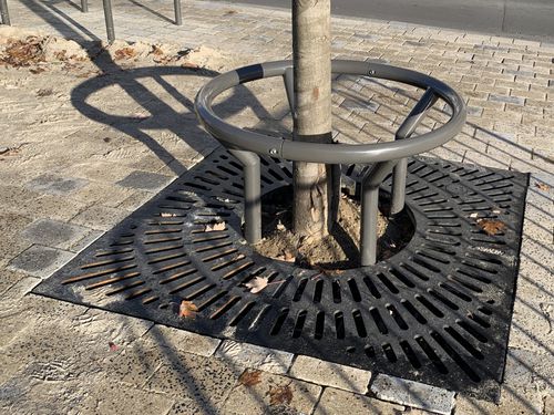 Griglia per alberi quadrata - VESDER - ANAE street furniture - in ghisa