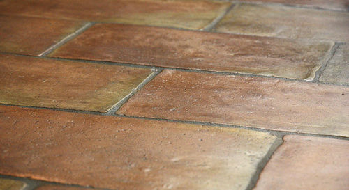 Piastrella in terracotta - ST. TROPEZ FRENCH - Pave Tile & Stone, Inc - anticata / da interno / da pavimento