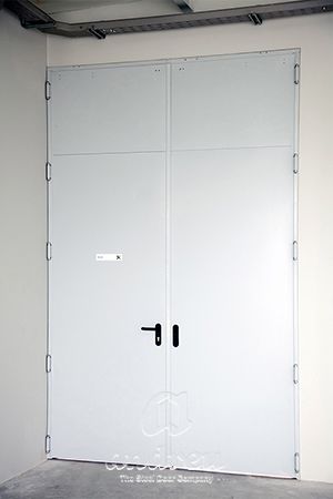 Porta da interno - NEO & TURIA - Andreu Barberá, S.L. - in acciaio galvanizzato / in lamiera d'acciaio / battente