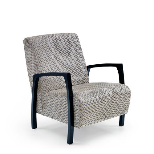 Poltrona contemporanea - SIRA - MANUEL LARRAGA - in tessuto / in legno / beige