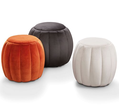 Pouf contemporaneo - BRAN - MANUEL LARRAGA - in tessuto / imbottito / con contenitore