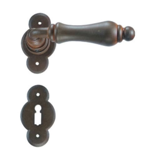 Maniglia per porta - BERLINO  - Galbusera G.&G. S.N.C. - in ferro modellato / classica / per uso residenziale