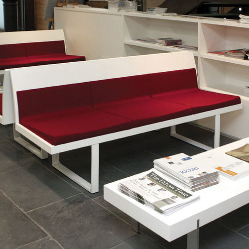 Divanetto imbottito contemporaneo - GINZA - Dynamobel - in tessuto / con supporto in metallo / in legno