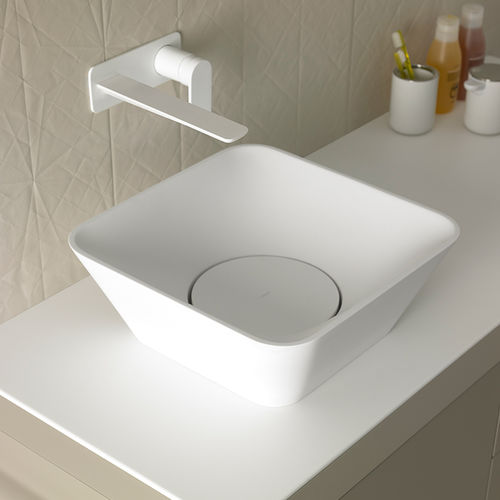 Lavabo da appoggio - FL010 - Inbani - in marmo / con scaffale integrato / quadrato
