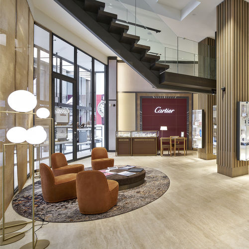 Scala di gamma superiore - JUWELIER TENSEN, ANTWERPEN - EeStairs - dritta / con gradini in quercia / con struttura in acciaio laccato