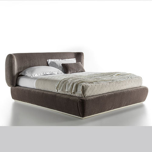 Letto matrimoniale - LE32 SIRIO - CARPANELLI - contemporaneo / imbottito / con testiera