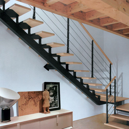 Scala a L - GERANIO C - New Living srl - con gradini in legno / con struttura in acciaio / contemporanea