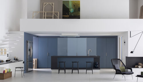 Cucina contemporanea - INTELLIGENCE ET DESIGN - PERENE - in frassino / a scomparsa / con isola