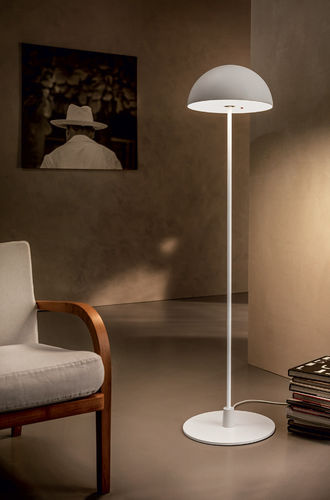 Lampada da terra - I...NO  - Vesoi - in ferro / in metallo cromato / contemporanea