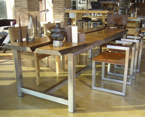 Tavolo contemporaneo - DISECTION  - ICI ET LA - in legno massiccio / con supporto in acciaio inossidabile / rettangolare