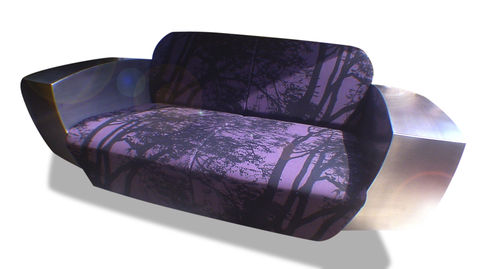 Divano design - EASY ONE_ MARIMEKKO - ICI ET LA - in tessuto / su misura / con braccioli