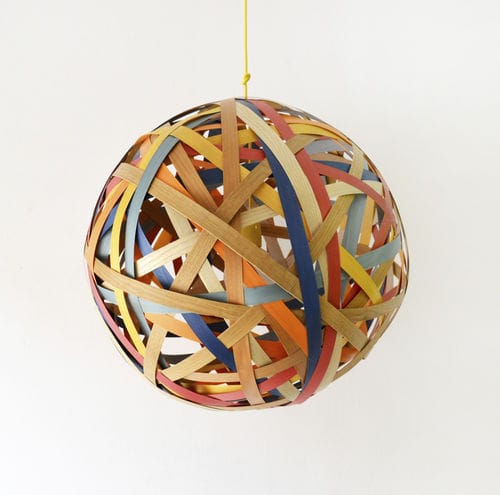 Lampada a sospensione - ORGANIC & WOOD - ICI ET LA - impiallacciata in legno / contemporanea / con cavo