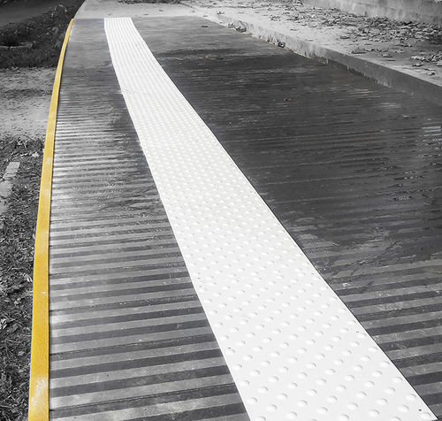Rampa in composito - Via Composites - per disabili