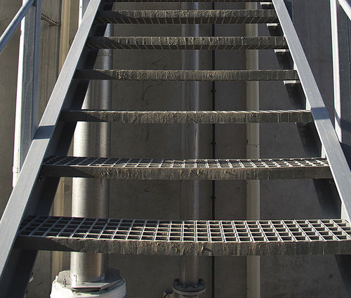 Gradino in materiale composito - Via Composites - ad alta resistenza