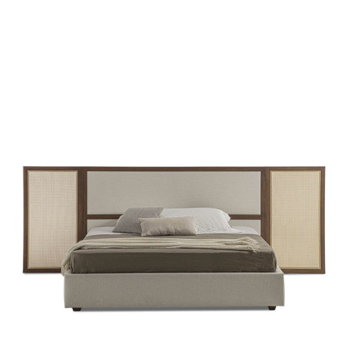 Letto matrimoniale - N. 25 - Divani Santambrogio - contemporaneo / con testiera / personalizzabile