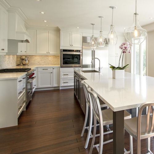 Cucina classica - LANCASTER  - AYA kitchens - in rovere / in ciliegio / in acero