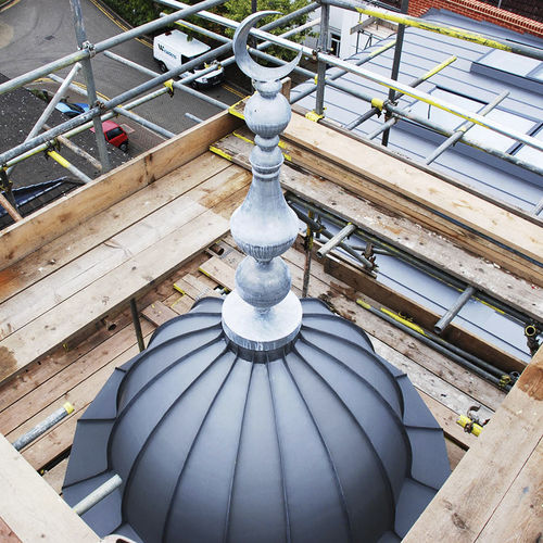 Tetto in zinco - CROYDON MOSQUE - Peters Roofing - aspetto ardesia / con giunti a doppia aggraffatura / curvo