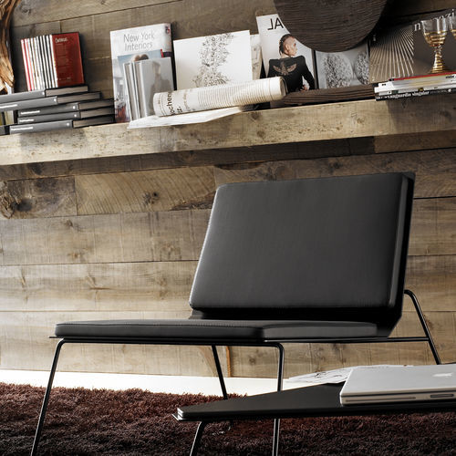 Sedia contemporanea - TOM - Forma 5 - da interno / in pelle / con supporto in metallo