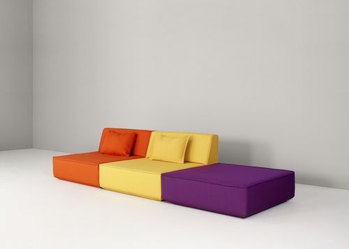 Divano modulare - SK027 - Cubit - contemporaneo / in tessuto / multicolore