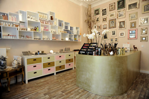 Scaffalatura per negozio - Store construction-shelf - Cubit - standard / in legno