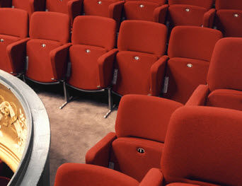 Poltrona per auditorium contemporanea - BETTY NANSEN - Getama Danmark - in tessuto / contract / per teatro