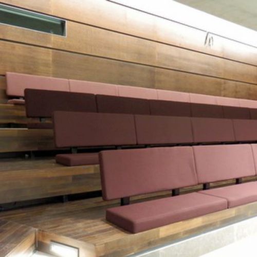 Poltrona per auditorium contemporanea - CONFERENCE - MASTER INDUSTRIE - in tessuto / in legno compensato / imbottita