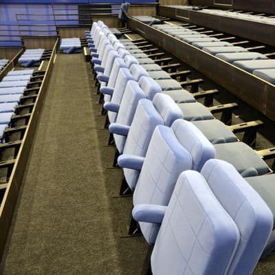 Gradinata telescopica - SINGLE ROW BLEACHER - MASTER INDUSTRIE - a scomparsa / automatizzata