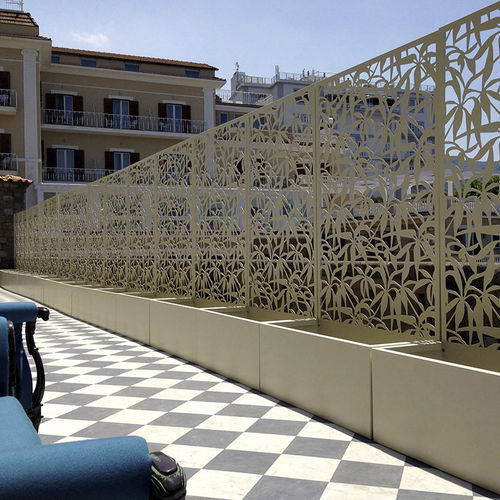 Fioriera in alluminio - SCHEFFLERA PARAPET - Logical Space design - rettangolare / su misura / contemporanea