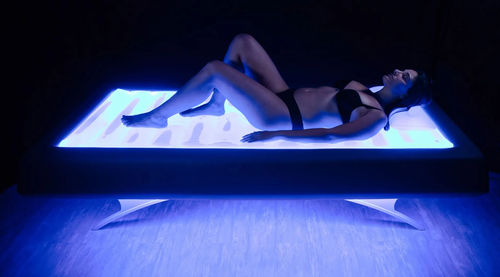 Lettino per massaggi idraulico - GLIDE - Iso Benessere® - elettrico / in legno / riscaldato