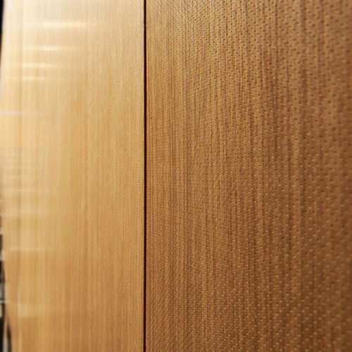 Pannello acustico per soffitto - Decustik - in legno / rettangolare / perforato