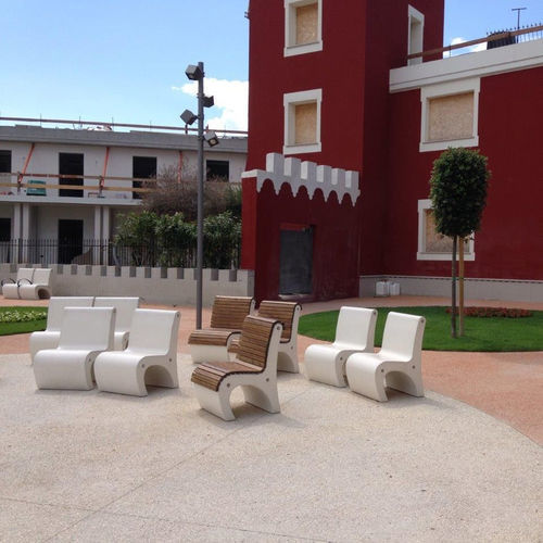 Sedia da giardino contemporanea - GEA - BELLITALIA - da esterno / in legno / in pietra ricostituita