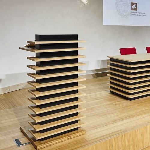 Podio da conferenza - Grupo GUBIA - seduto-in piedi / in bambù / per spazio pubblico