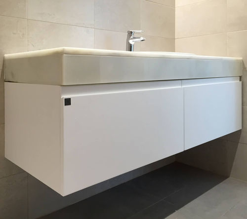 Mobile lavabo doppio - Grupo GUBIA - multiplo / a muro / in rovere
