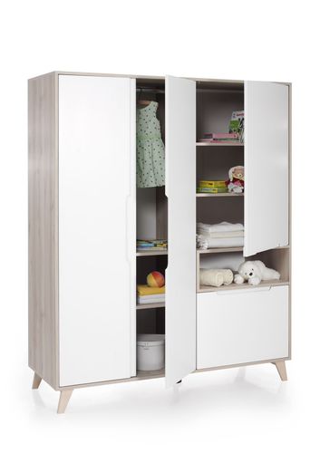 Armadio contemporaneo - METTE - Geuther - in MDF / con ante battenti / contract