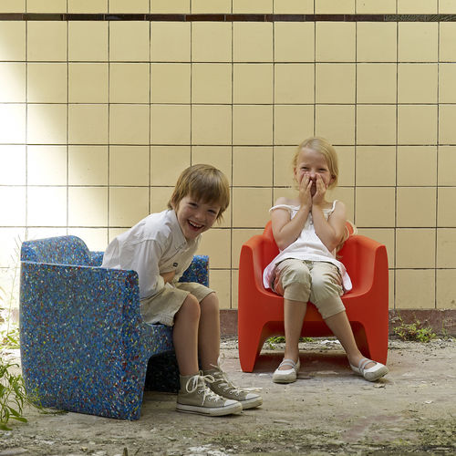Poltrona contemporanea - MY FIRST TRANSLATION - Qui est Paul - polimerica / per bambini / da giardino