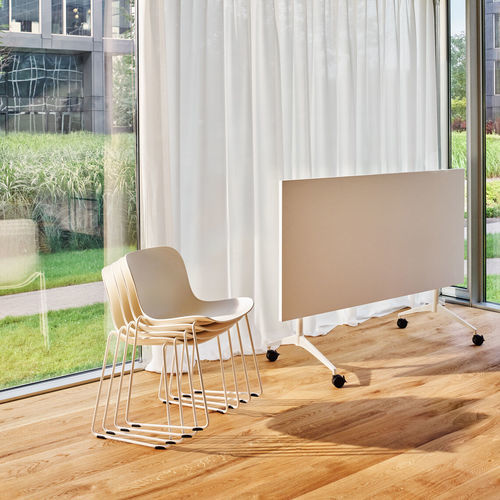 Tavolo contemporaneo - REVI  - MDD - in laminato / in melaminico / con supporto in metallo