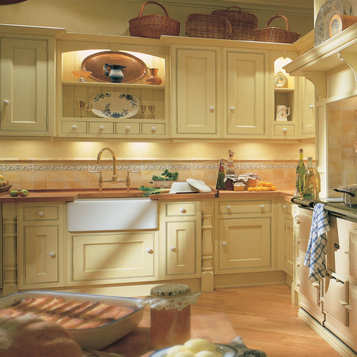 Cucina classica - EDWARDIAN - Clive Christian - in legno / con isola / a L