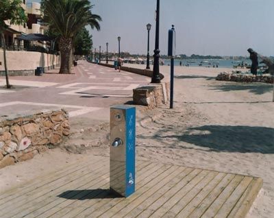 Lavapiedi per spazio pubblico - ADA - URBADIS Microarquitectura - a colonna