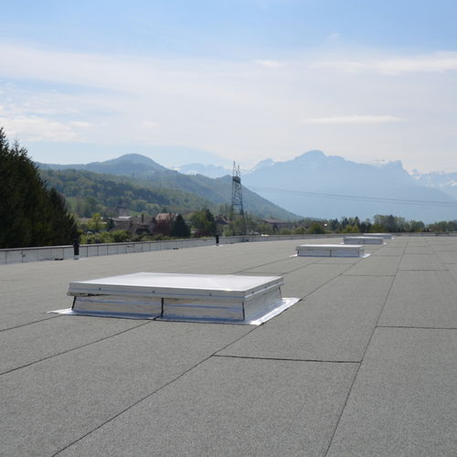 Lucernario a tenuta stagna - ECOLUX FIXE - Kingspan Light + Air - con cornice di supporto in lamiera / in policarbonato