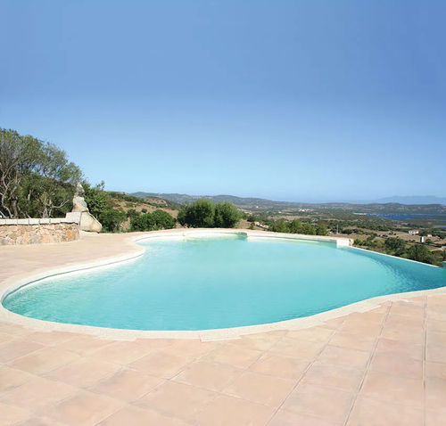 Piscina su misura - Amalfi - Piscine Acquaform - bordo integrato / da esterno / interrata
